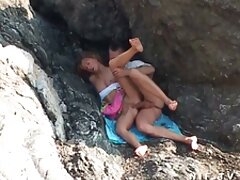 SEXY video porno di donne nude MOMMA-Dorothy trova la sua figliastra-Amirah su siti porno!